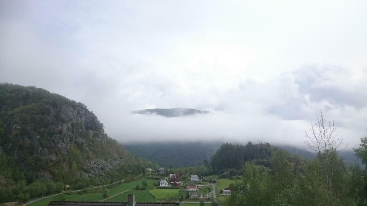 Dada Apartment Hjelmeland 外观 照片